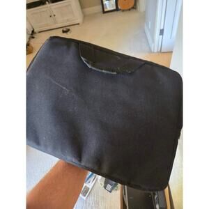 USED LAPTOP BAG LOOKS GOOD 15 INCH